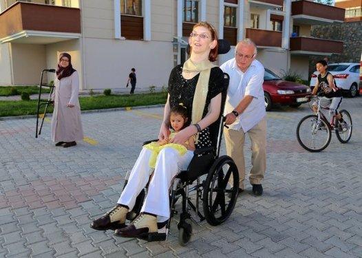 Dünyanın en uzun boylu kızı Rümeysa