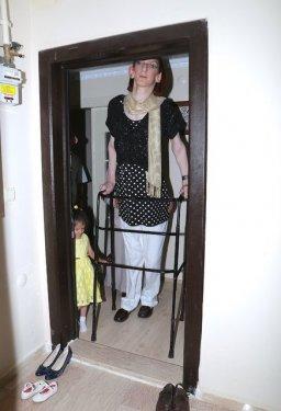 Dünyanın en uzun boylu kızı Rümeysa