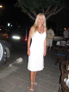 Ahu Tuğba trafik kazası geçirdi