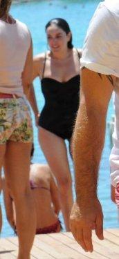 Ezgi'den 2 günlük tatil molası 