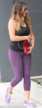 Kelly Brook hızla kilo alıyor 