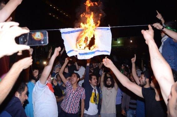 Levent'te İsrail Büyükelçiliği önünde eylem