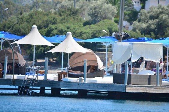 Mine Tugay Bodrum’da  tatil yapıyor 