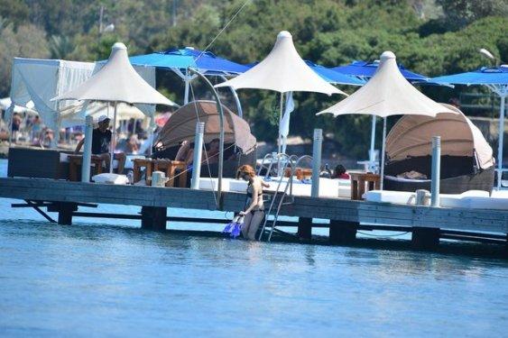 Mine Tugay Bodrum’da  tatil yapıyor 