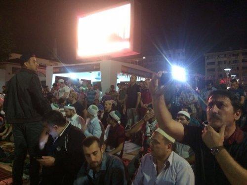 Ümraniye'de Gazze için sabah namazı kıldılar