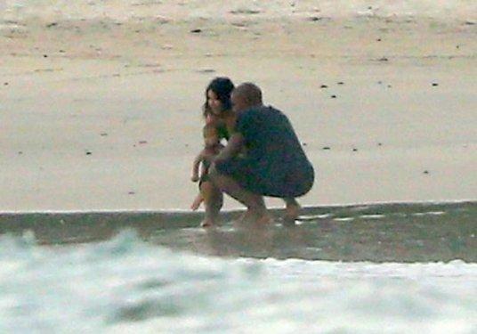 Kim Kardashian aile tatiline devam ediyor 