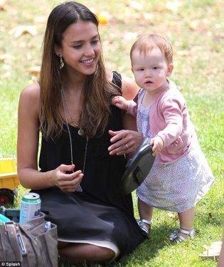 Doğallık ikonu Jessica Alba