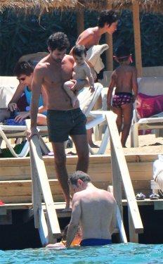 Sedef Avcı ve Kıvanç Kasabalı tatilde