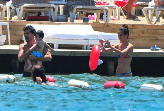 Sedef Avcı ve Kıvanç Kasabalı tatilde