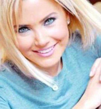 Aynı anneden doğmuş gibi birbirine benzeyen ünlüler  - Resim 33