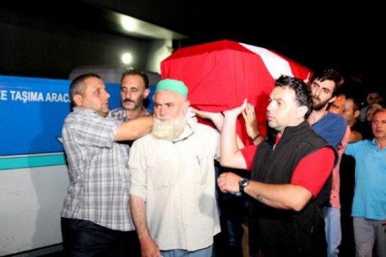 Güneydoğu turunda öldürülen gencin cenazesi getirildi