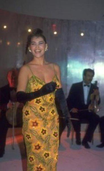 Geçmişten bugüne Hülya Avşar