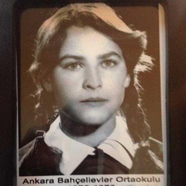 Geçmişten bugüne Hülya Avşar