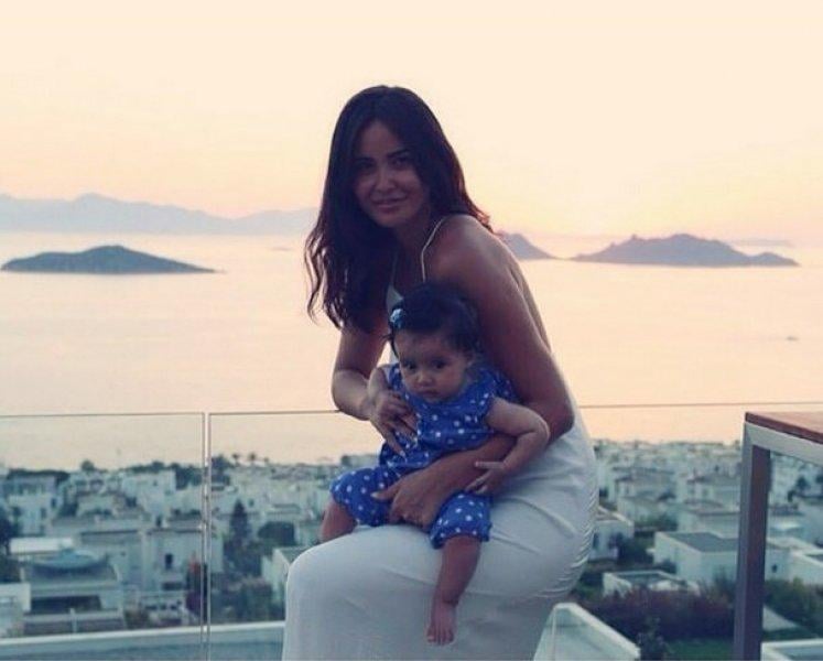 Volkan Demirel'in kızı Yade aynı babası