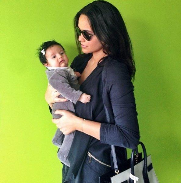 Volkan Demirel'in kızı Yade aynı babası