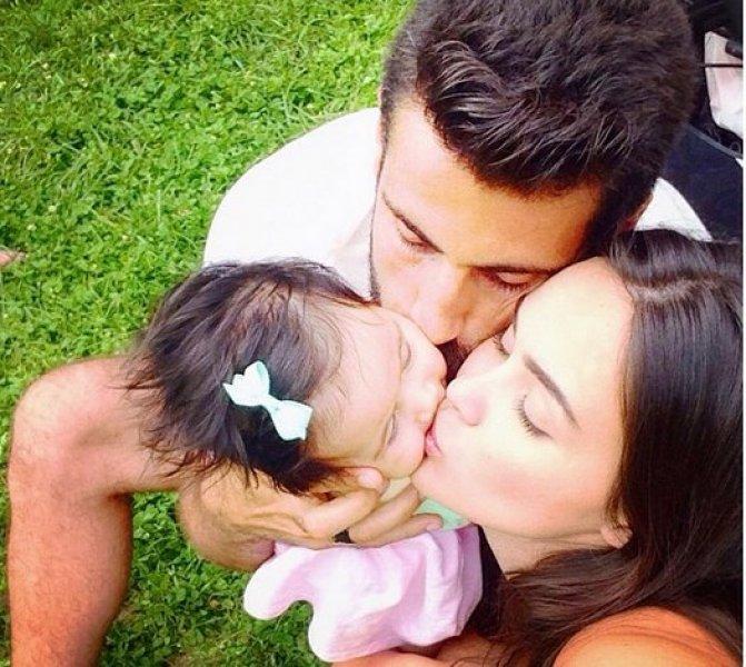 Volkan Demirel'in kızı Yade aynı babası