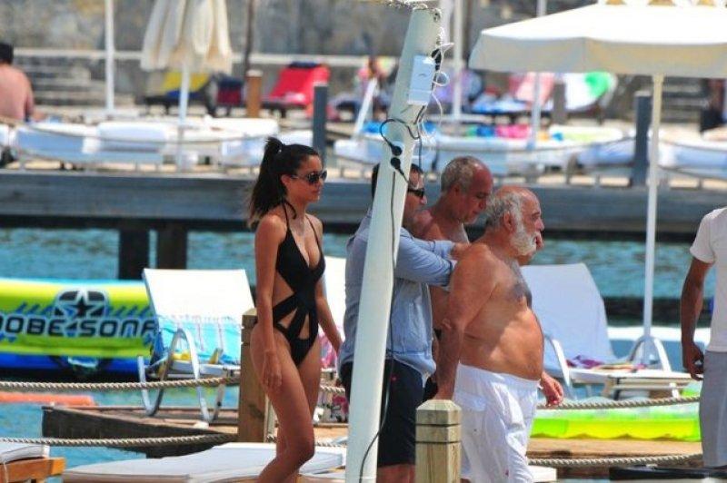 Rafet El Roman ve ailesi Bodrum’da tatil yapıyor 