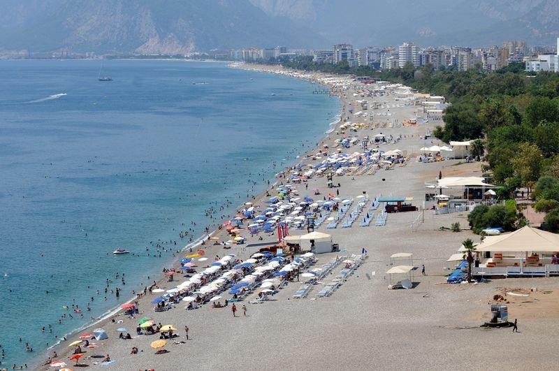 Antalya 39 derecede kavruldu