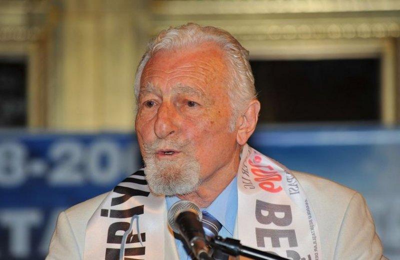 Beşiktaş'ın efsane başkanı Süleyman Seba'yı kaybettik 