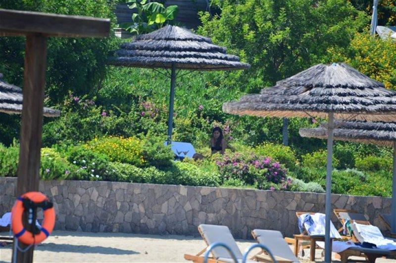 Cem Yılmaz'a Cennet'ten bir Huri