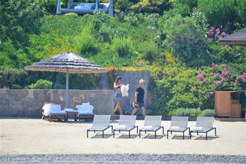 Cem Yılmaz'a Cennet'ten bir Huri