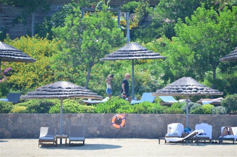 Cem Yılmaz'a Cennet'ten bir Huri