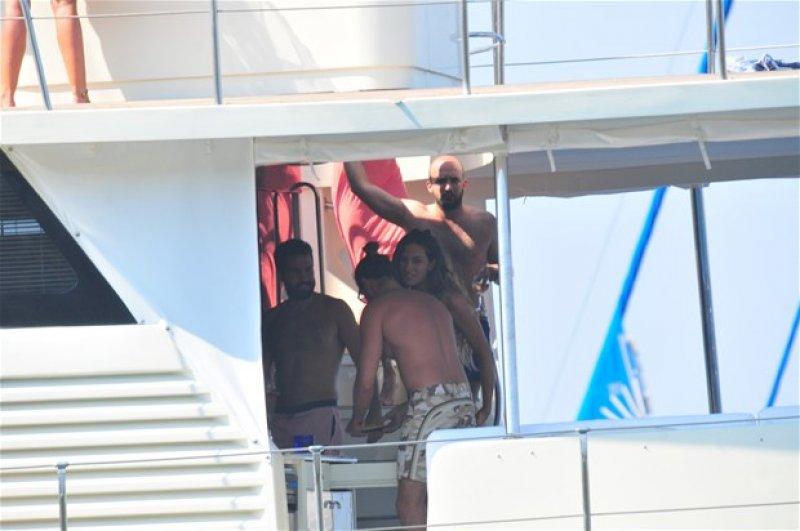 Oğulcan aşk acısını çabuk atlattı