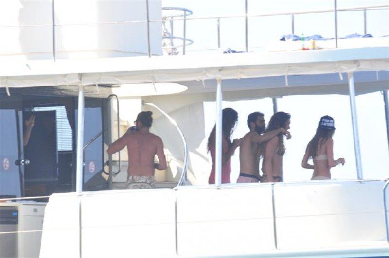 Oğulcan aşk acısını çabuk atlattı