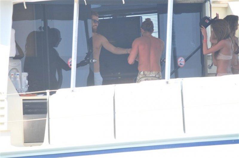 Oğulcan aşk acısını çabuk atlattı