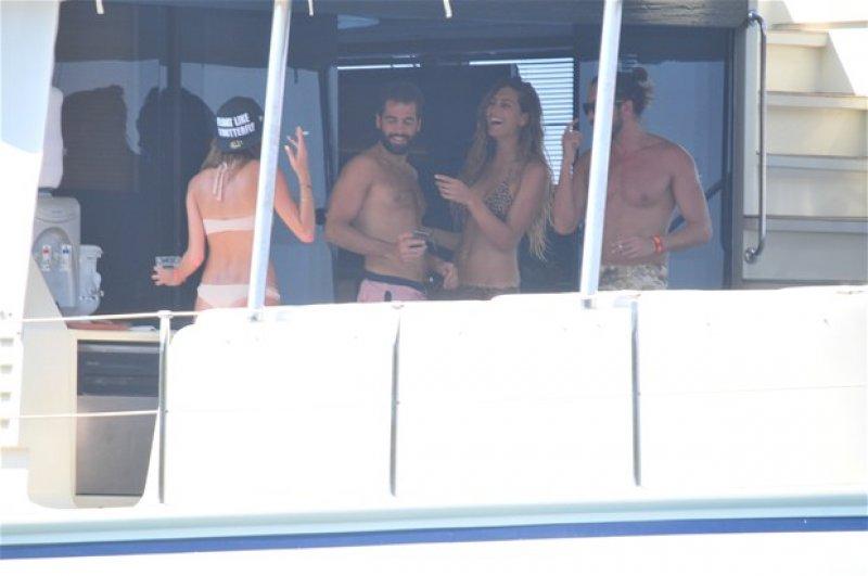 Oğulcan aşk acısını çabuk atlattı