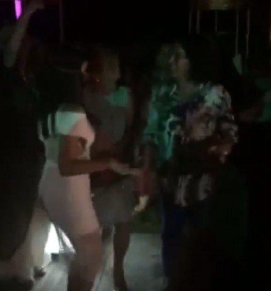 Neslişah Alkoçlar'ın kına gecesi