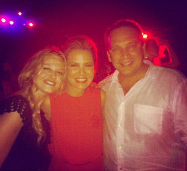 Neslişah Alkoçlar'ın kına gecesi