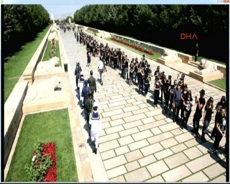 Anıtkabir'de rekor denemesinden görüntüler