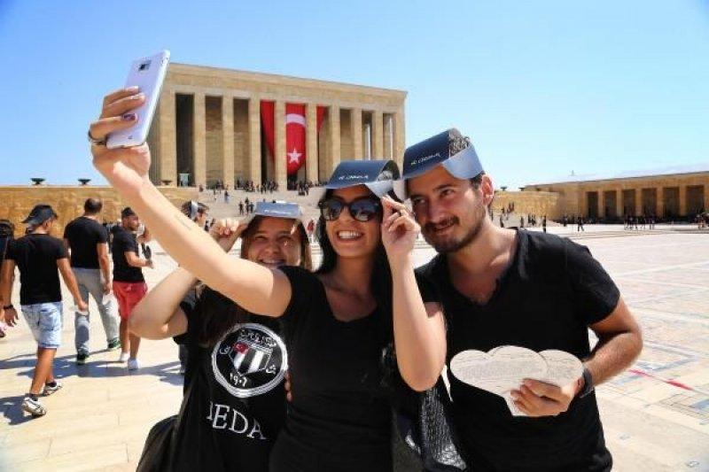 Anıtkabir'de rekor denemesinden görüntüler