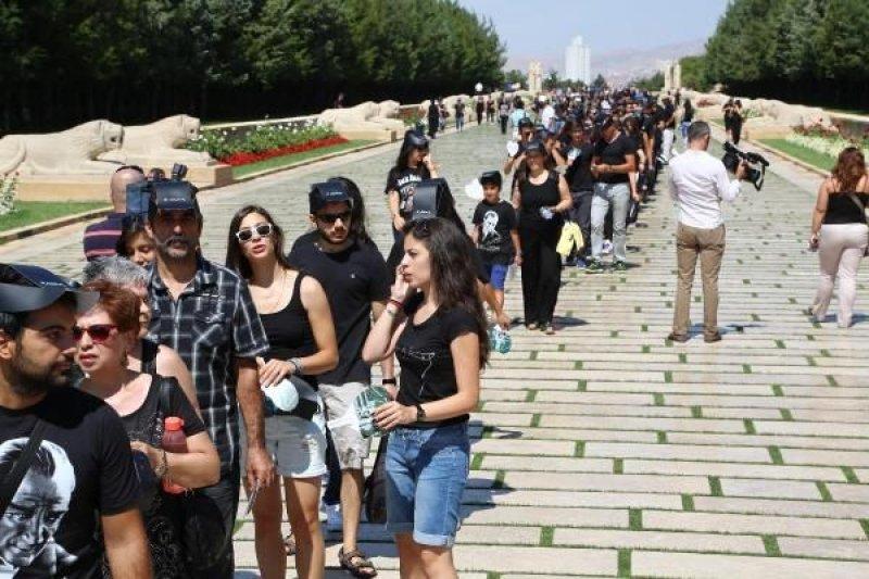 Anıtkabir'de rekor denemesinden görüntüler