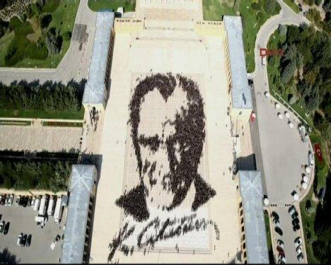 Anıtkabir'de rekor denemesinden görüntüler