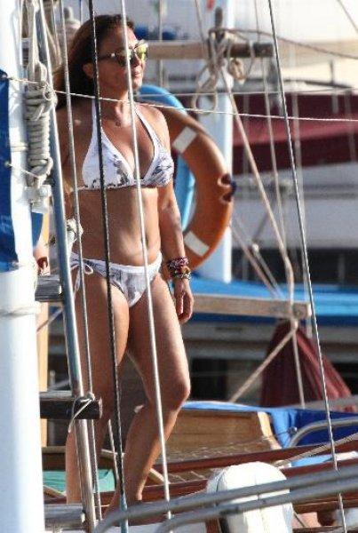 Gamzeli güzel Bahar Öztan yıllara meydan okuyor