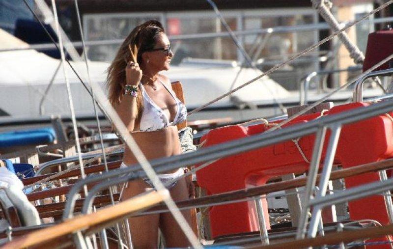 Gamzeli güzel Bahar Öztan yıllara meydan okuyor