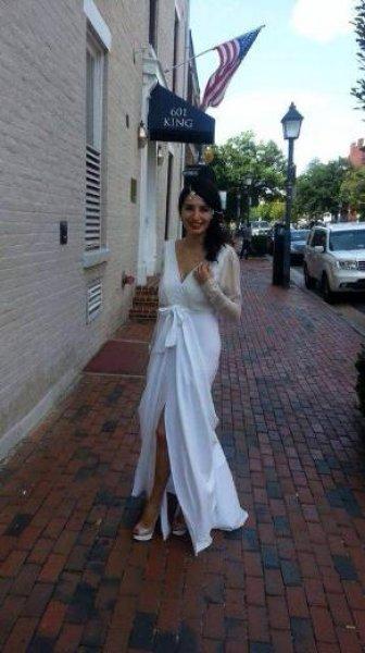 Başak Sayan Amerika'da sürpriz bir nikahla evlendi 