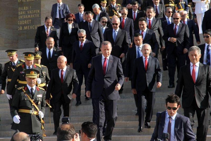 Devletin Zirvesi Anıtkabir'de