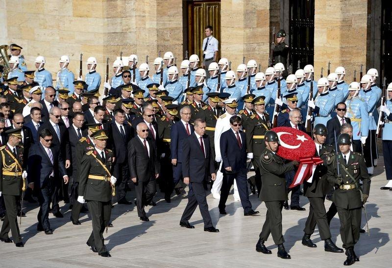 Devletin Zirvesi Anıtkabir'de