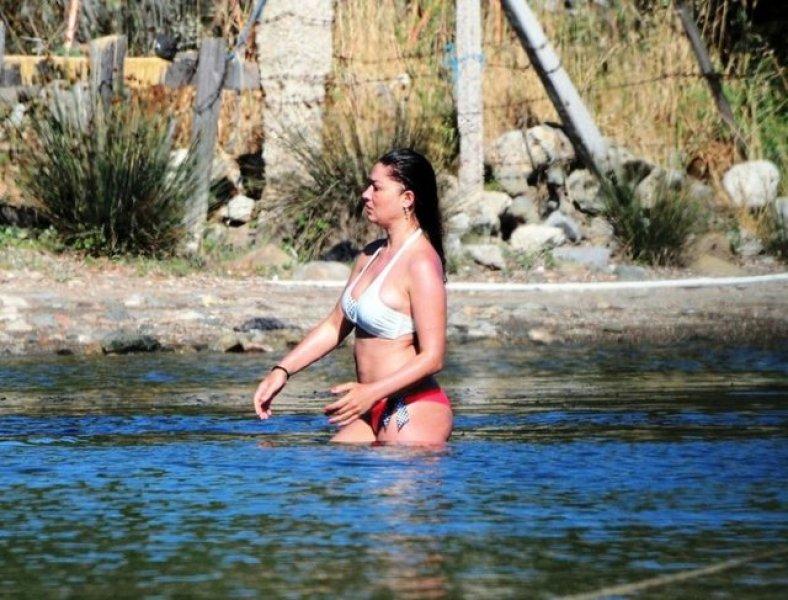 Yaza damgasını vuran bikinili ünlüler