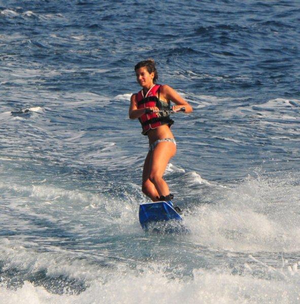 Yaza damgasını vuran bikinili ünlüler