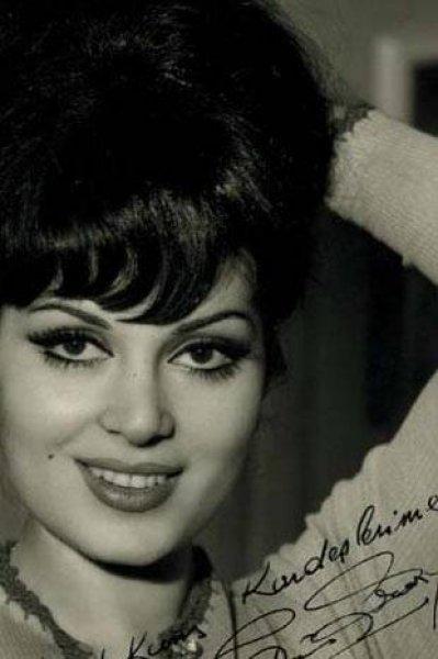 Ünlülerin unutulmayan gençlik fotoğrafları