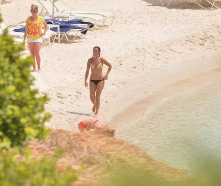 Yaza damgasını vuran bikinili ünlüler