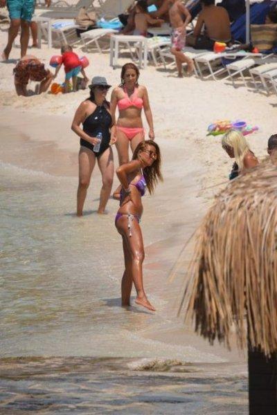 Yaza damgasını vuran bikinili ünlüler