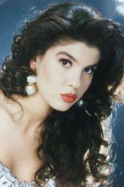 Ünlülerin unutulmayan gençlik fotoğrafları