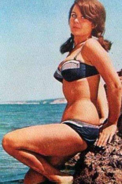 Ünlülerin unutulmayan gençlik fotoğrafları