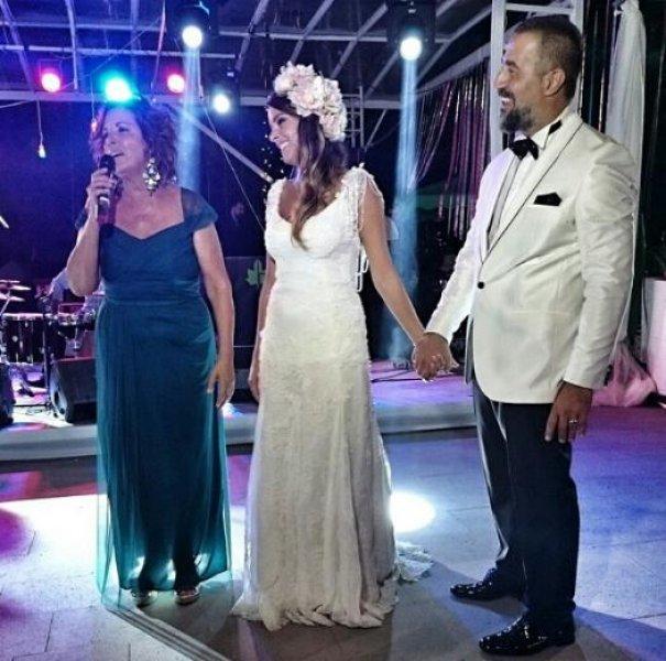 Doğa Rutkay ve Kerimcan Kamal dünya evine girdi