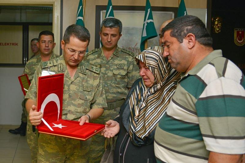 Hakkari'de oğlunun şehit olduğu yerden barış mesajı
